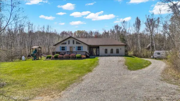 3672 E Bevens Road, Caro, MI 48723