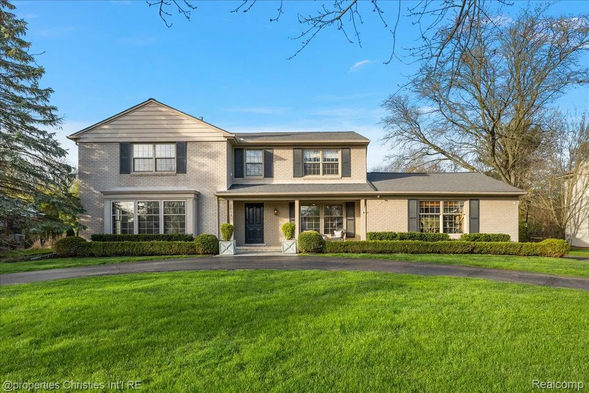 2684 Bradway Boulevard, Bloomfield, MI 48301 - #1