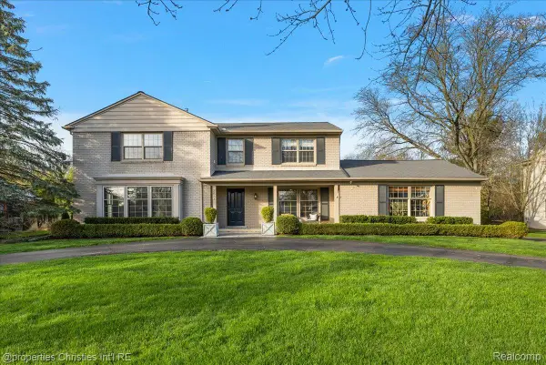 2684 Bradway Boulevard, BloomfieldHills, MI 48301