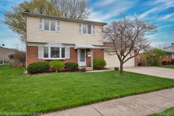 33954 Vista Way, Fraser, MI 48026