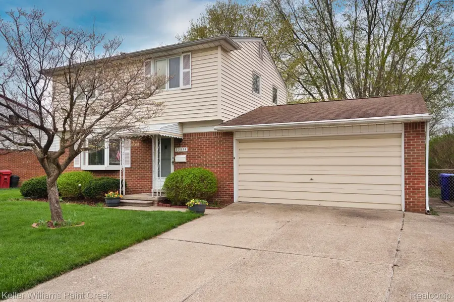 33954 Vista Way, Fraser, MI 48026 - #2