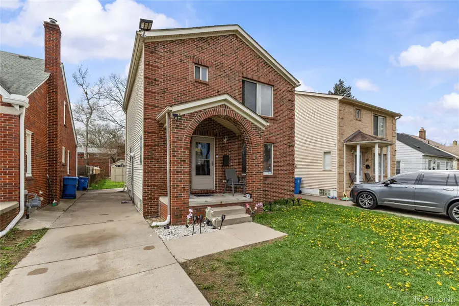 6795 Heyden Street, Dearborn Heights, MI 48127 - #2