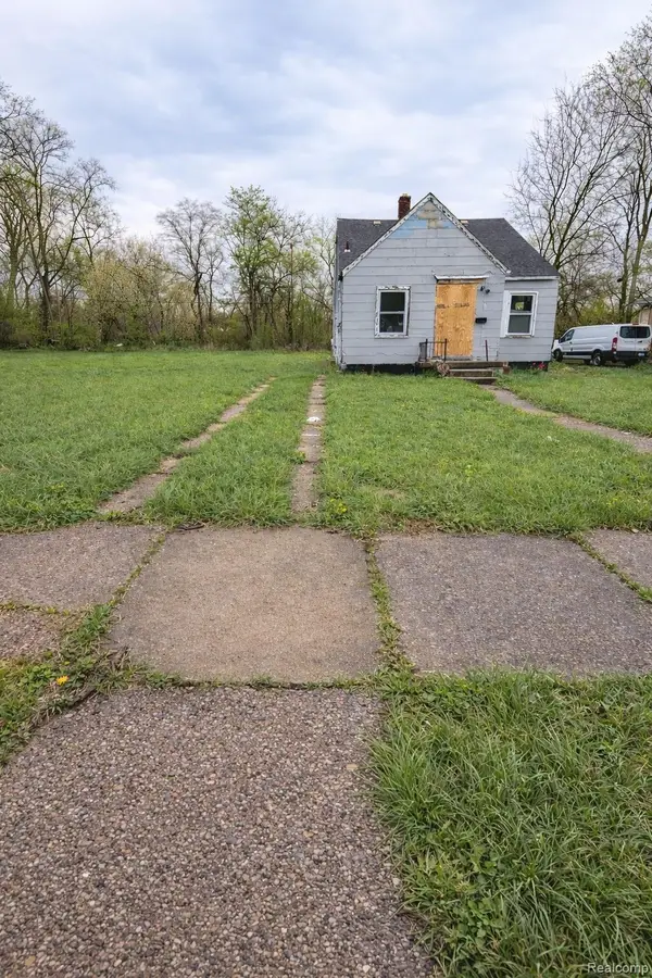 12244 Cheyenne Street, Detroit, MI 48227