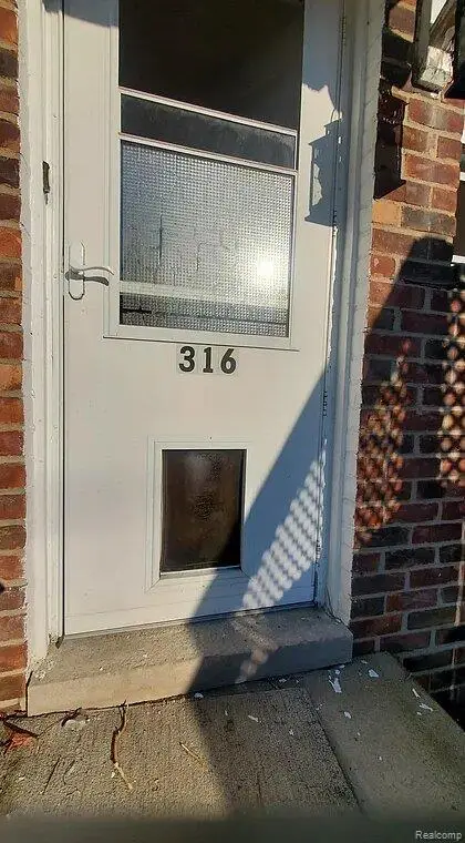 316 Sheffield Avenue, Flint, MI 48503 - #2