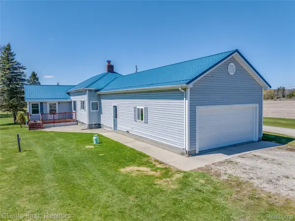 342 N Chambers Road, TawasCity, MI 48763