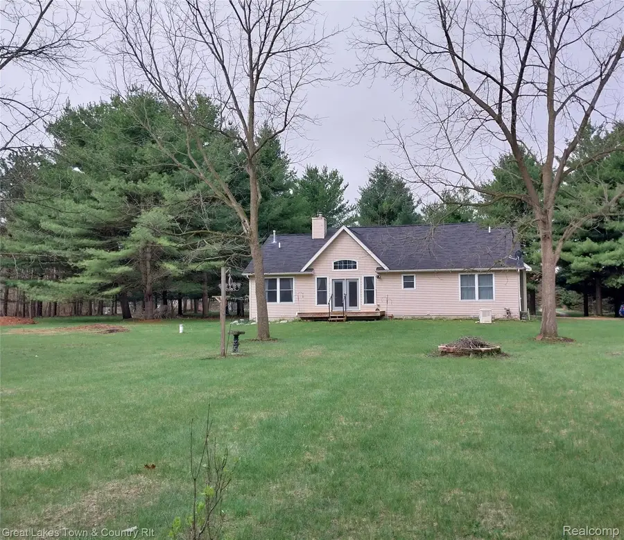 4166 Marathon Rd, Columbiaville, MI 48421 - #3