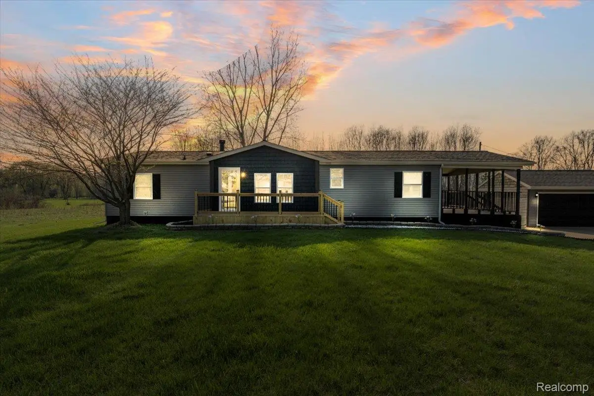 1160 S Van Vleet Road, Swartz Creek, MI 48473 - #1