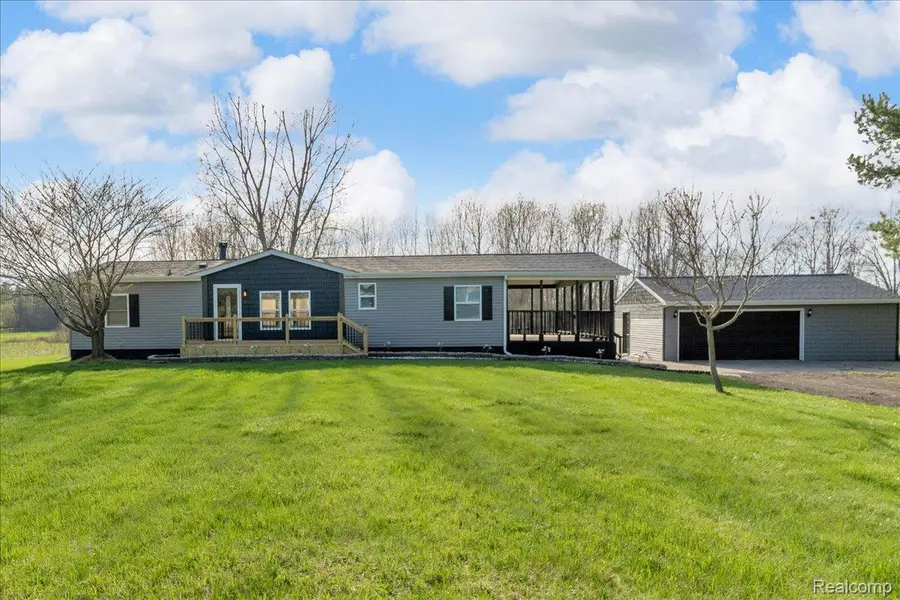 1160 S Van Vleet Road, Swartz Creek, MI 48473 - #2