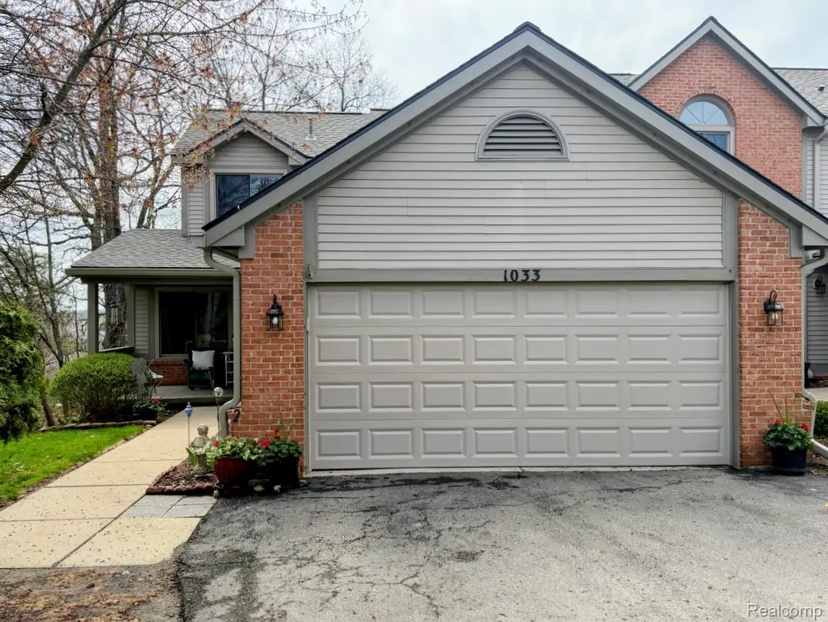 1033 Elmwood Drive, Brighton, MI 48116 - #1