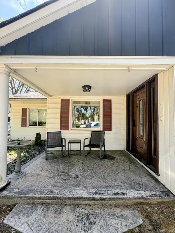 8420 Pacton Drive, ShelbyTwp, MI 48317