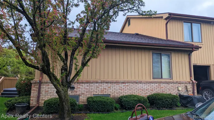 41682 Bedford Drive, Canton, MI 48187 - #2