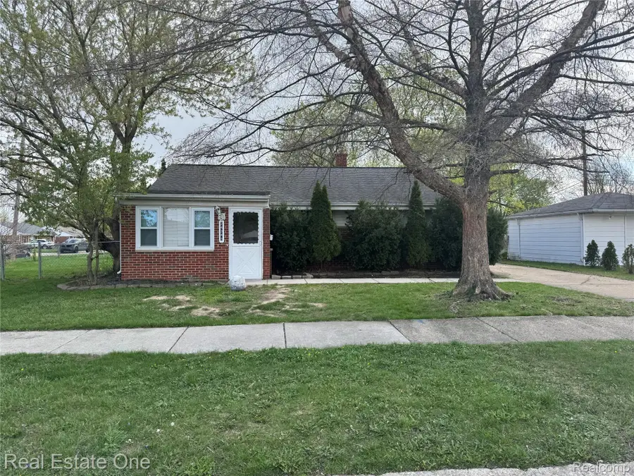 24344 Rosemarie Avenue, Warren, MI 48089 - #2