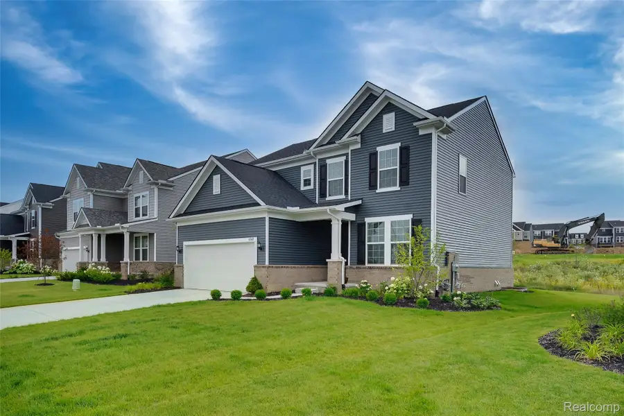 4568 Paradise Parkway, Milford, MI 48381 - #3