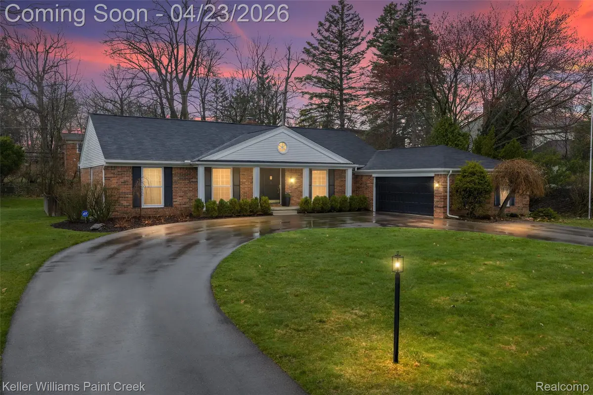 4330 S Mcnay Court, West Bloomfield, MI 48323 - #1