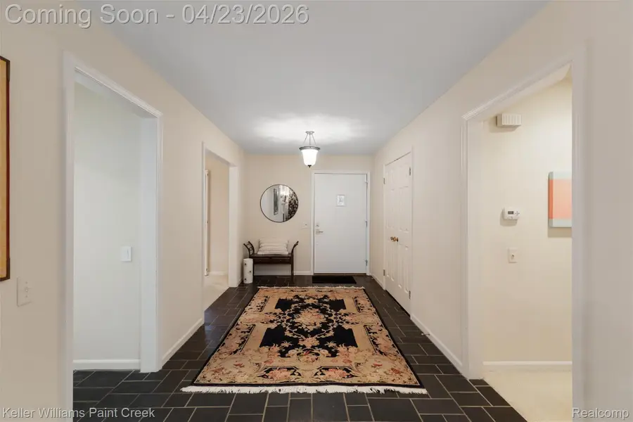 4330 S Mcnay Court, West Bloomfield, MI 48323 - #2