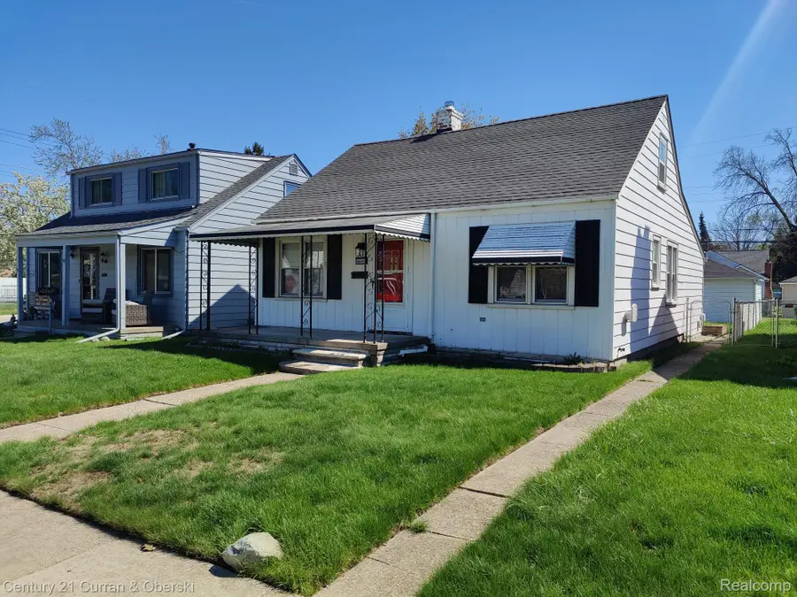 24311 Notre Dame Street, Dearborn, MI 48124 - #2