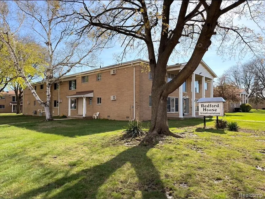 26305 W 7 Mile Road #206, Redford, MI 48240 - #2