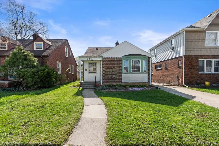 1611 Ethel Avenue, Lincoln Park, MI 48146 - #3