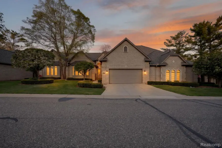 6554 Enclave Drive, Clarkston, MI 48348 - #3