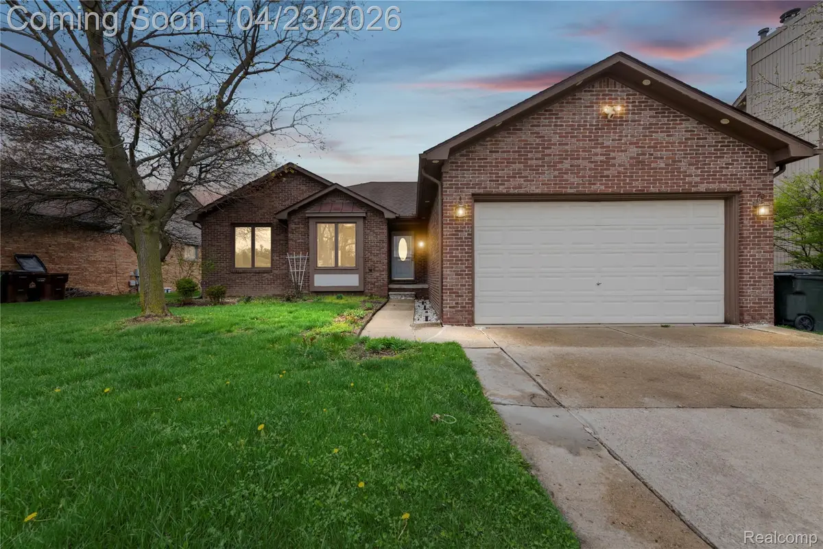 46902 Amberwood Drive, Shelby, MI 48317 - #1