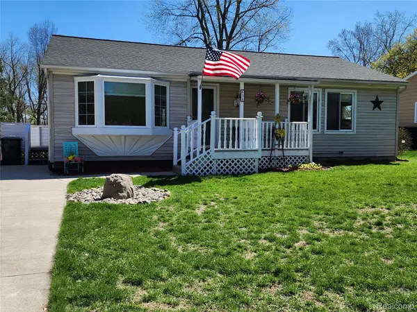 635 Sherry Drive, LakeOrion, MI 48362