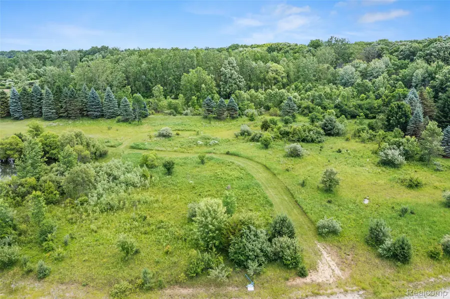 9759 Jessica J Lane, Salem, MI 48175 - #3