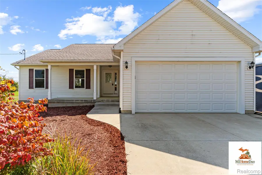 8110 Middleton Road, Corunna, MI 48817 - #3