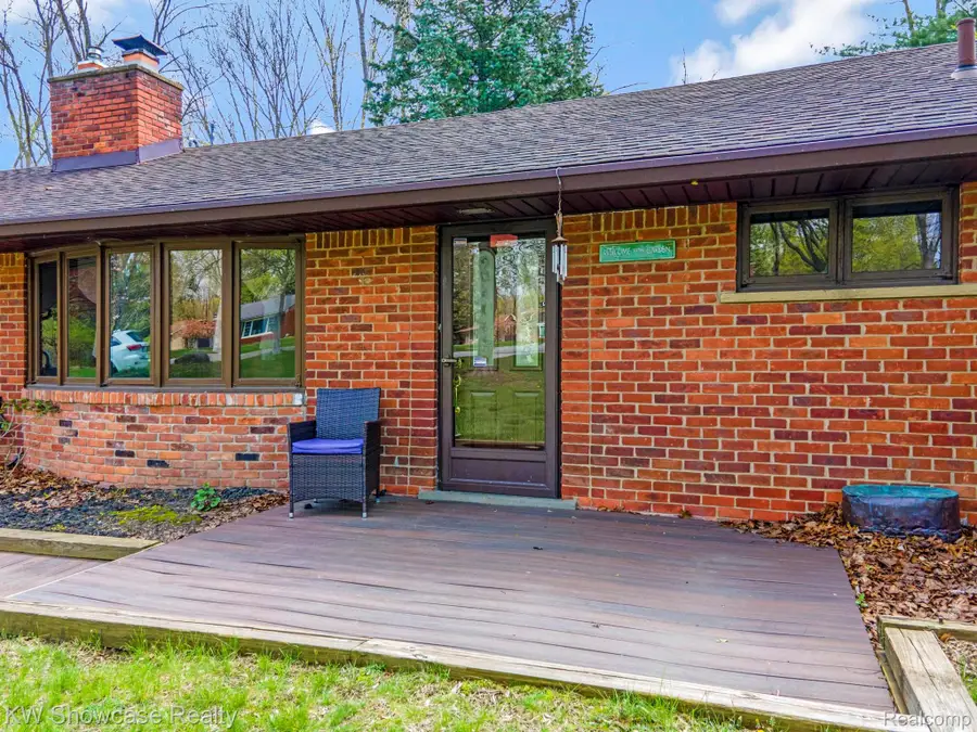 25665 Forestview Drive, Southfield, MI 48033 - #3