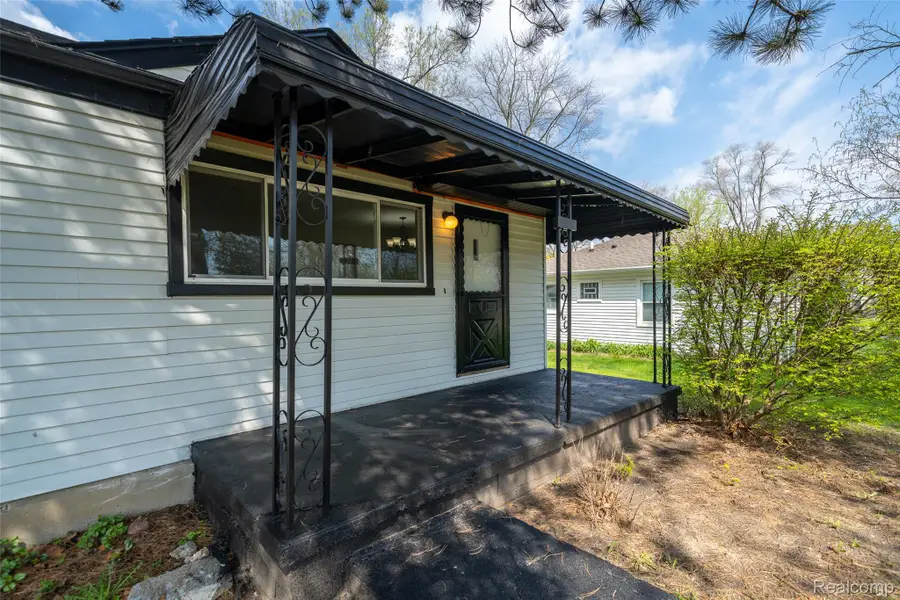 5357 Sashabaw Road, Clarkston, MI 48346 - #2