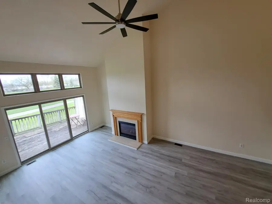 32526 Gateway Drive, Romulus, MI 48174 - #2