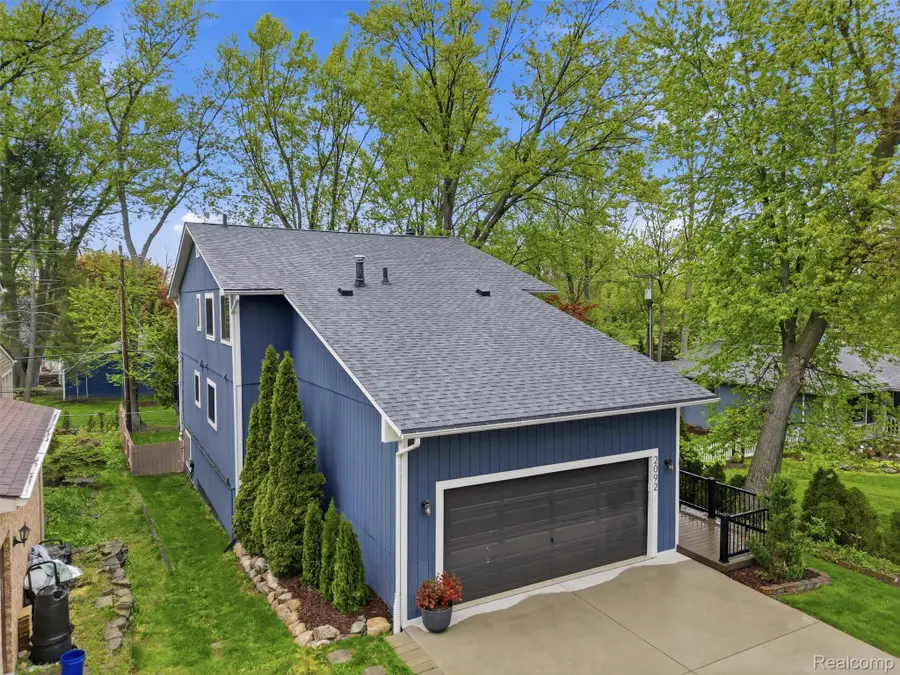 2092 Langham Drive, West Bloomfield, MI 48323 - #3