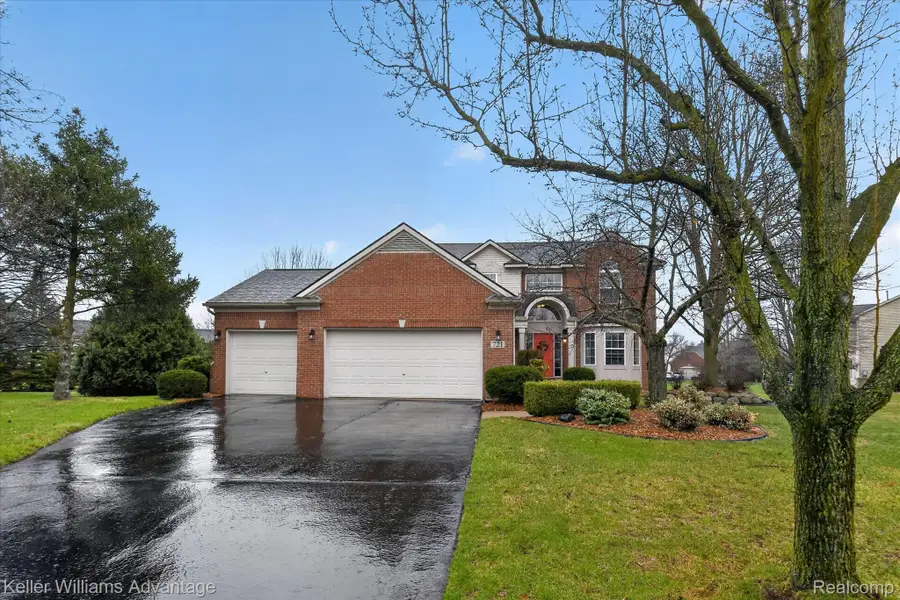 721 Remington Court, Commerce Township, MI 48382 - #3