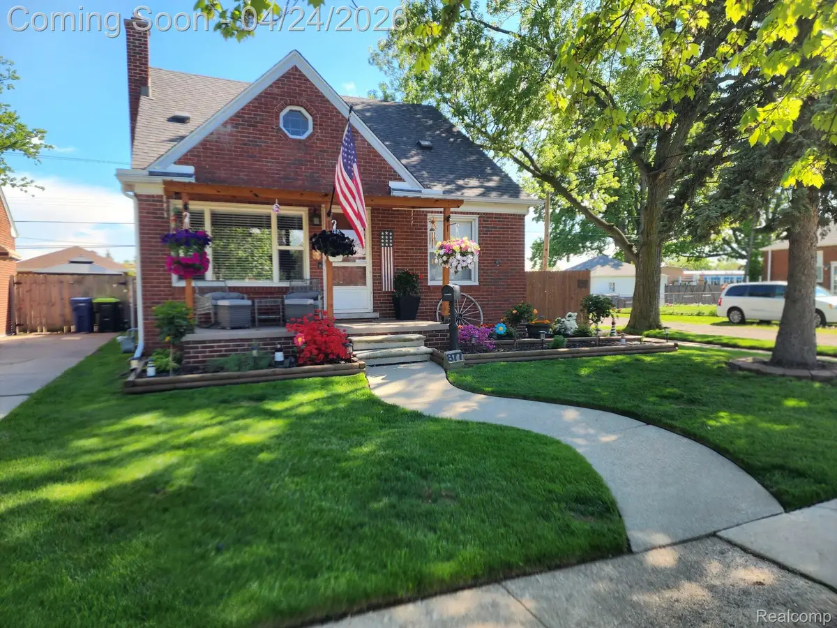 877 Moran Avenue, Lincoln Park, MI 48146 - #1