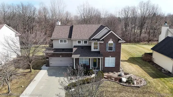 1758 Four Seasons Drive, Howell, MI 48843