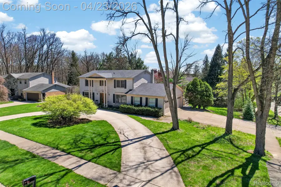 2795 Homewood Drive, Troy, MI 48098 - #2