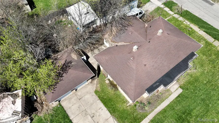 4602 Camden Avenue, Flint, MI 48507 - #2