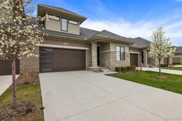 7487 Gramercy Circle, WestBloomfield, MI 48322