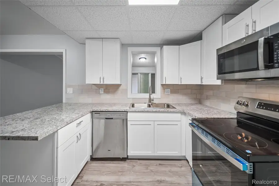 4020 Park Forest Drive Drive, Flint, MI 48507 - #3