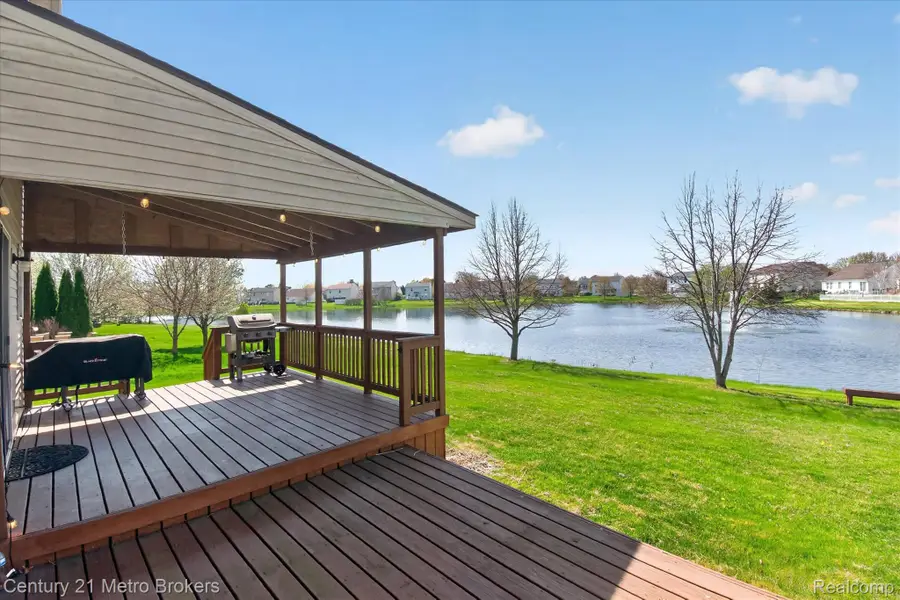3324 Pine Run Drive, Clayton, MI 48473 - #2