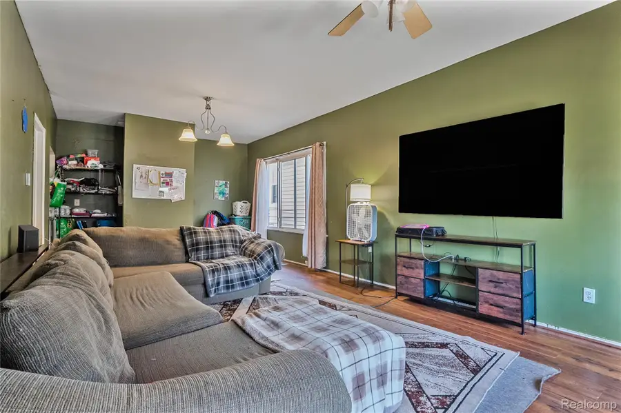 2422 Commor Street, Hamtramck, MI 48212 - #3
