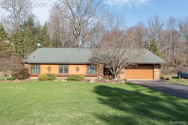 5415 Prairie View, Brighton, MI 48116