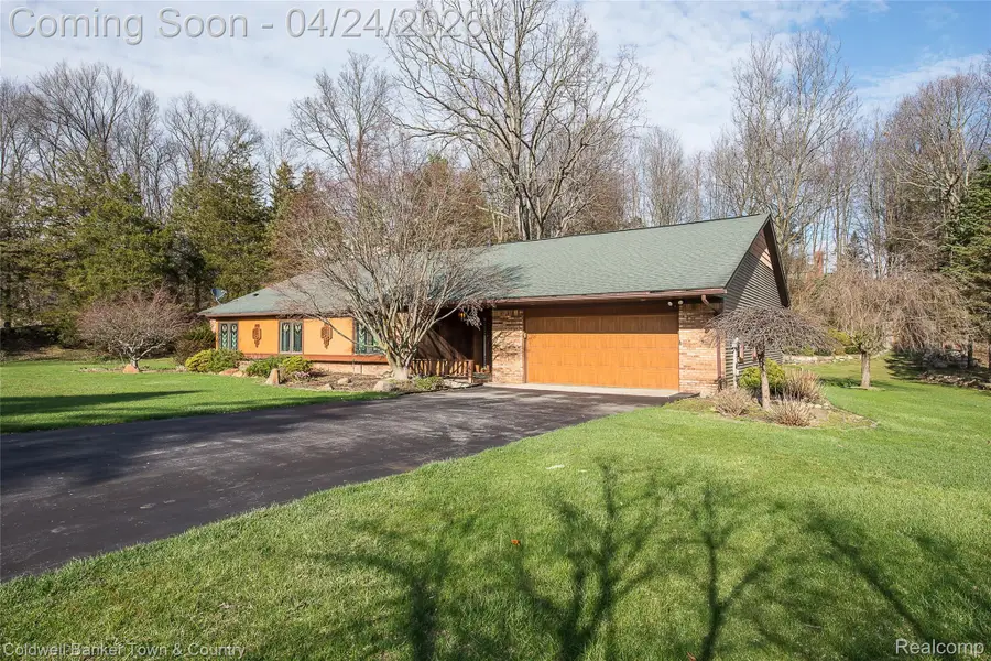 5415 Prairie View, Brighton, MI 48116 - #2