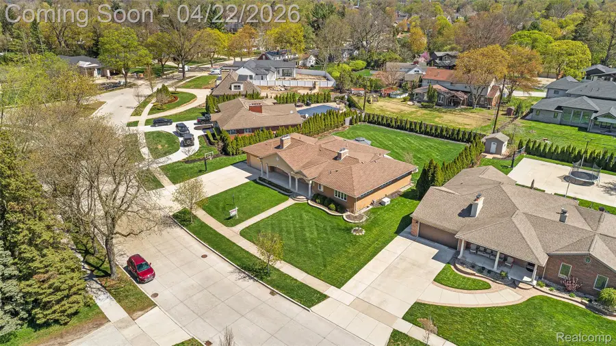 409 Crescent Drive, Dearborn, MI 48124 - #3