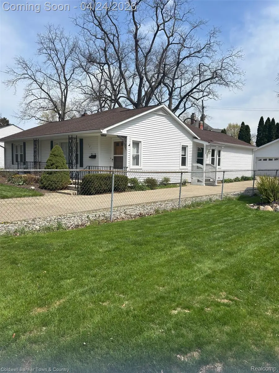 121 S Tompkins Street, Howell, MI 48843 - #3