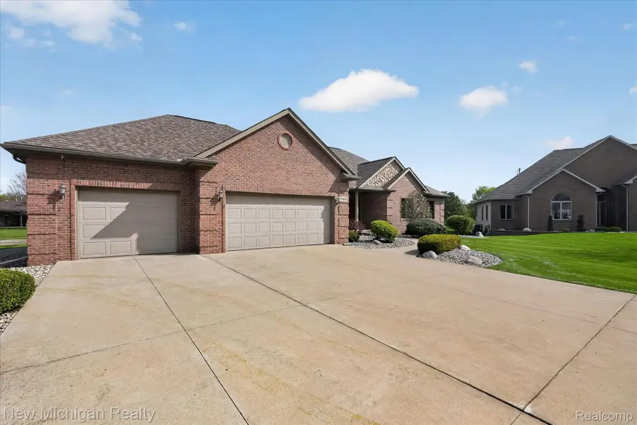 5425 Majestic Court, Mundy, MI 48473 - #2