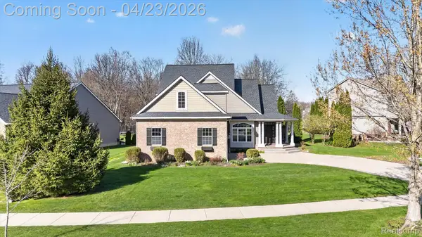 249 Summer Shade Drive, Howell, MI 48843