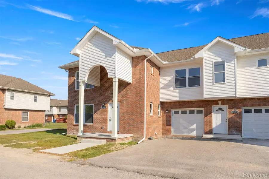 28264 Fortson Lane, Inkster, MI 48141 - #2