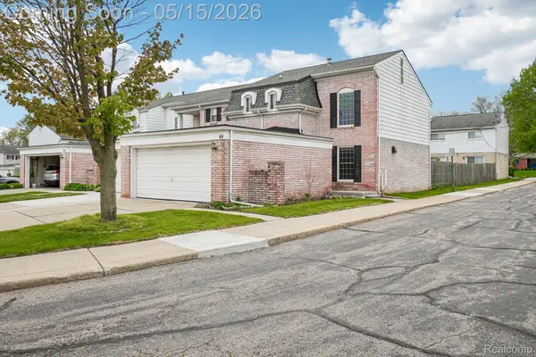 44 Stratford Lane, RochesterHills, MI 48309
