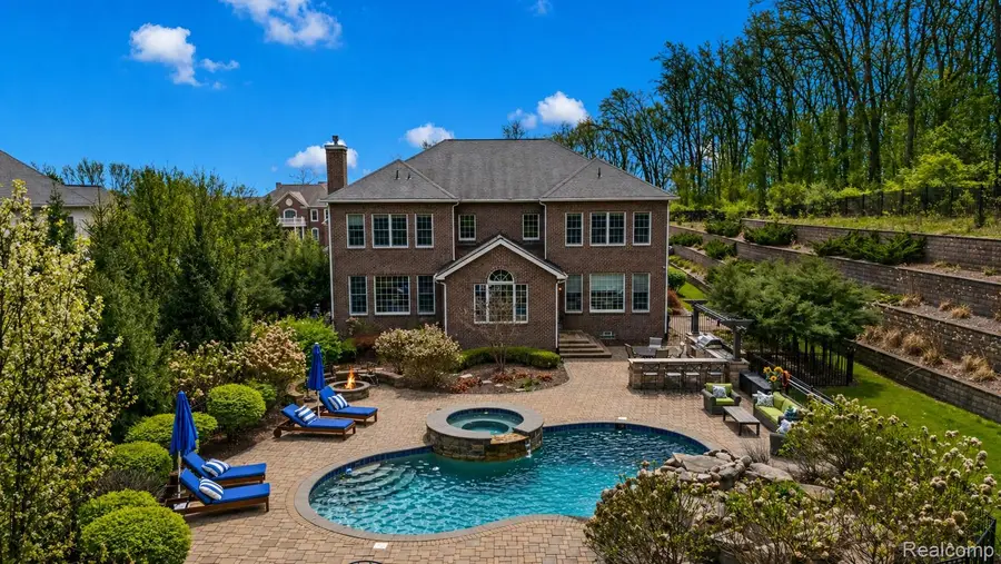2482 Highland Drive, Superior, MI 48105 - #2
