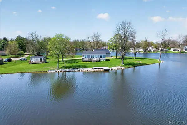 3233 Zona Drive, Osseo, MI 49266